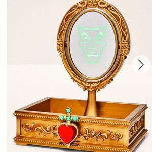 Beautiful Light Up Evil Queen Mirror Organizer/Trinket Box